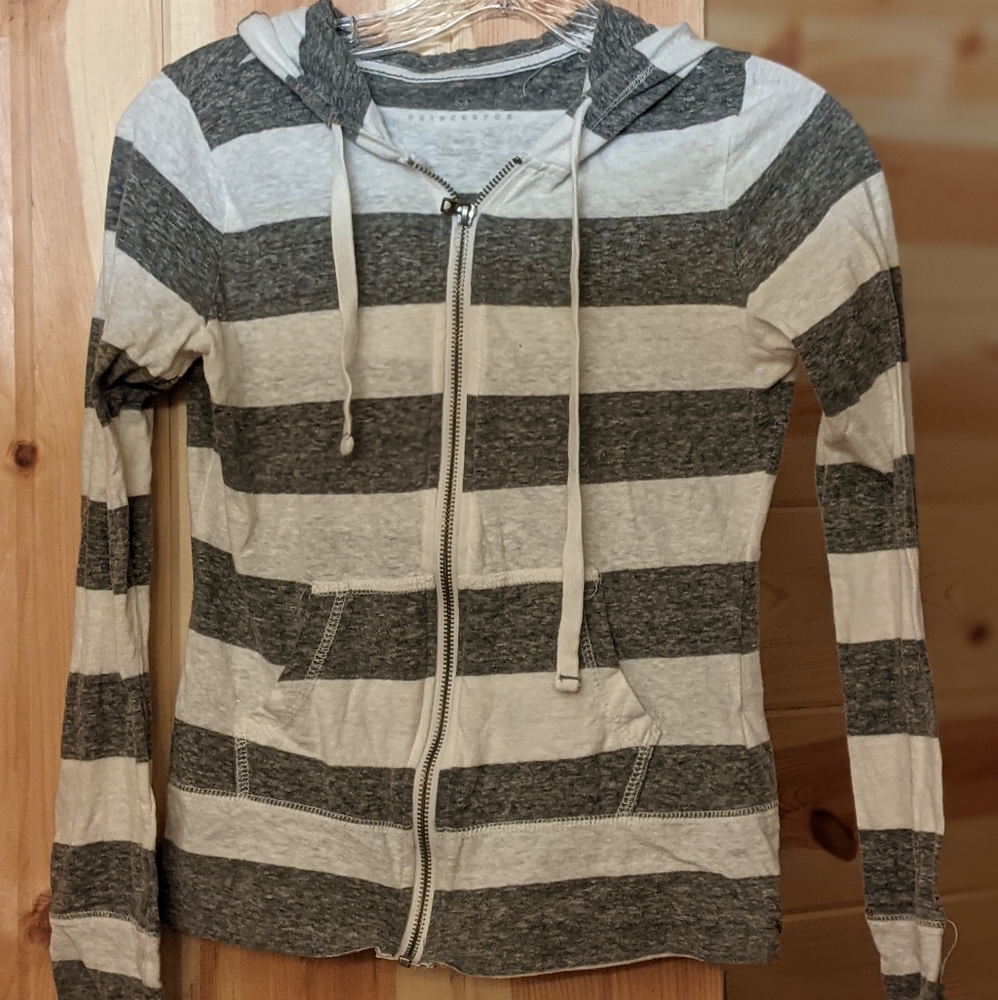 Lightweight hoodie